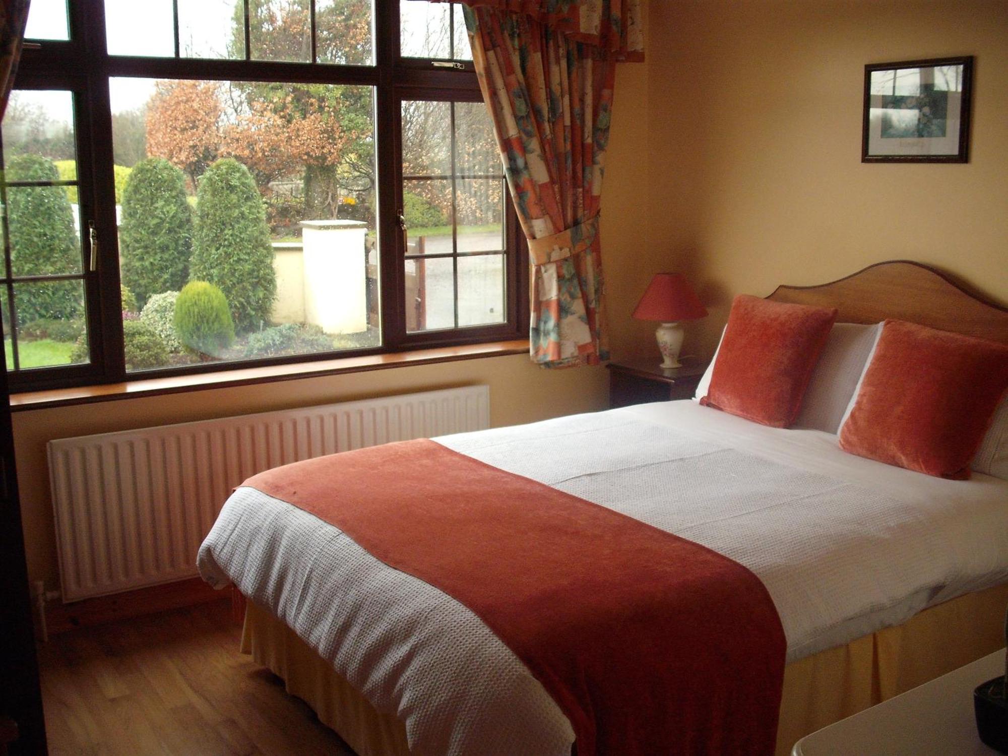 Maryville Bed And Breakfast Nenagh Exterior foto